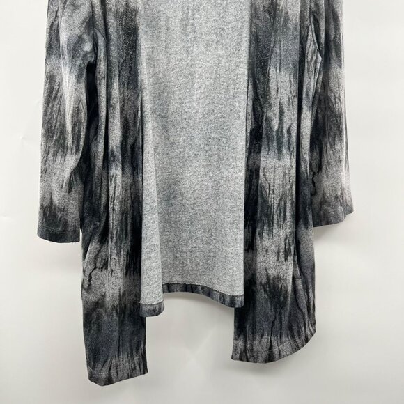 Chico's 3/4 Sleeve Gray Shimmer Open Cardigan Size Small Pockets - Picture 3 of 8